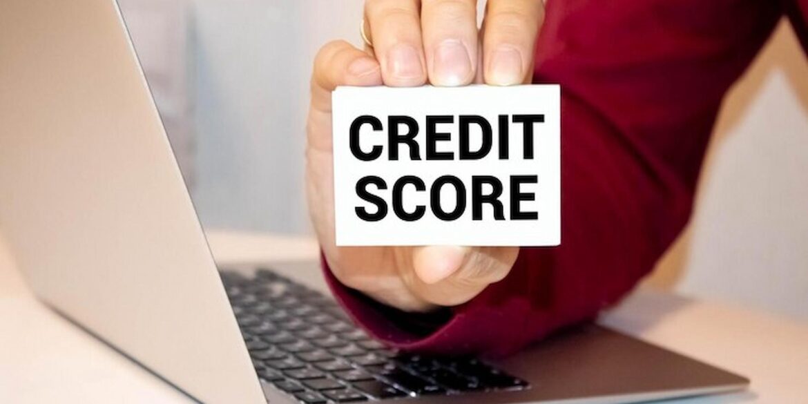 The Impact of a £500 Loan on Your Credit Score